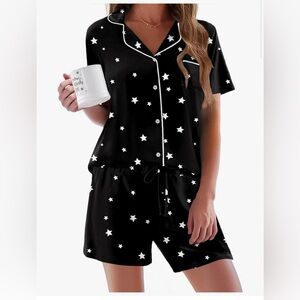 Women's NWT Ekouaer Star Print Black Pajama Set medium